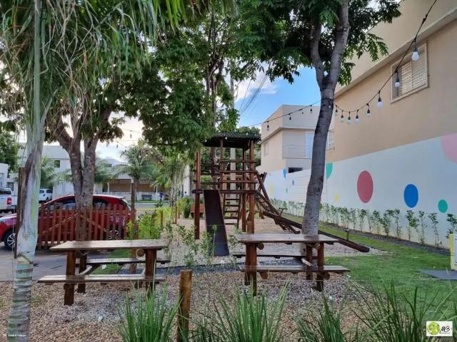 Casa / Sobrado em Condomínio para Venda em Várzea Grande/MT Centro Sul 3 Quartos