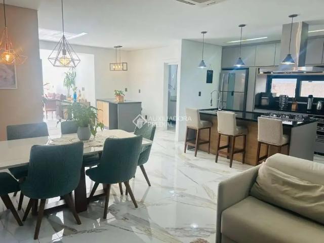 Casa / Sobrado em Condomínio para Venda em Viamão/RS Centro 4 Quartos