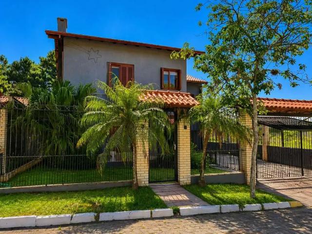 Casa / Sobrado em Condomínio para Venda em Viamão/RS São Lucas 4 Quartos