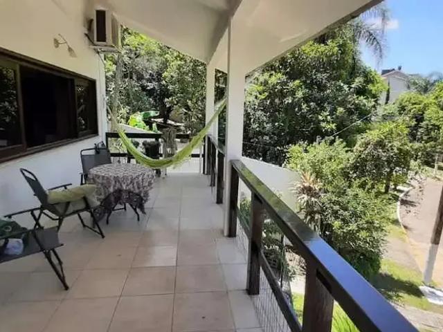 Casa / Sobrado em Condomínio para Venda em Viamão/RS São Lucas 3 Quartos