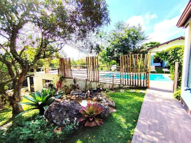 Casa / Sobrado em Condomínio para Venda em Vinhedo/SP Vale da Santa Fé 4 Quartos