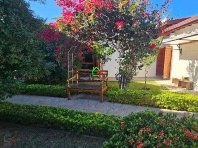 Casa / Sobrado em Condomínio para Venda em Vinhedo/SP Centro 4 Quartos