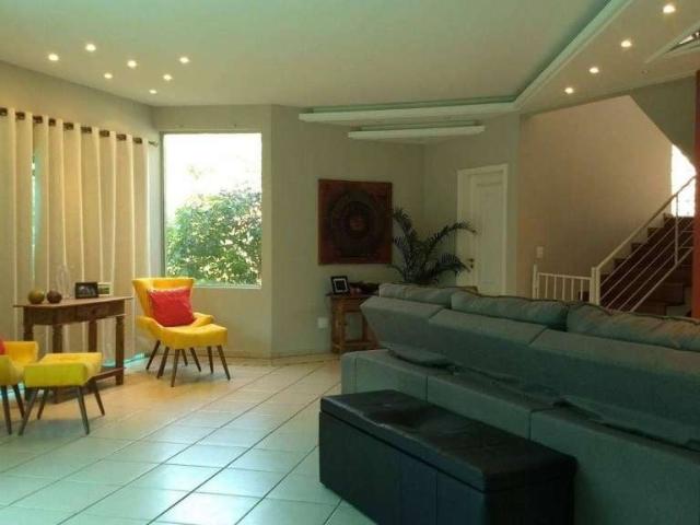 Casa / Sobrado em Condomínio para Venda em Vinhedo/SP Chácara do Lago 3 Quartos