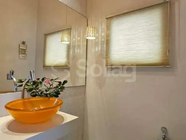 Casa / Sobrado em Condomínio para Venda em Vinhedo/SP Condomínio Bosques de Grevílea 4 Quartos
