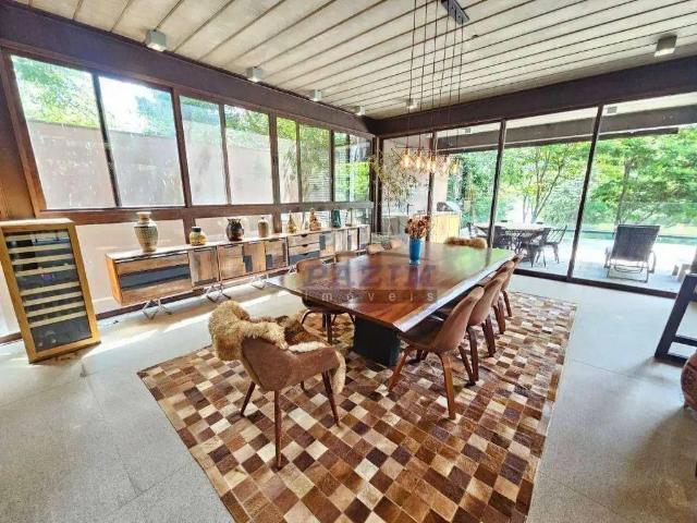 Casa / Sobrado em Condomínio para Venda em Vinhedo/SP Condomínio Estância Marambaia 6 Quartos