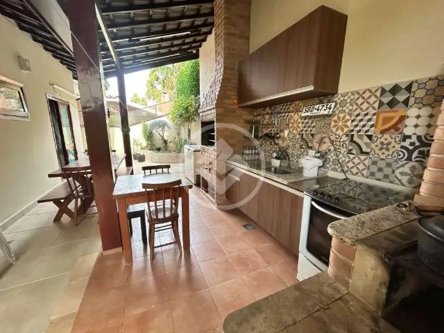 Casa / Sobrado em Condomínio para Venda em Vinhedo/SP João XXIII 4 Quartos