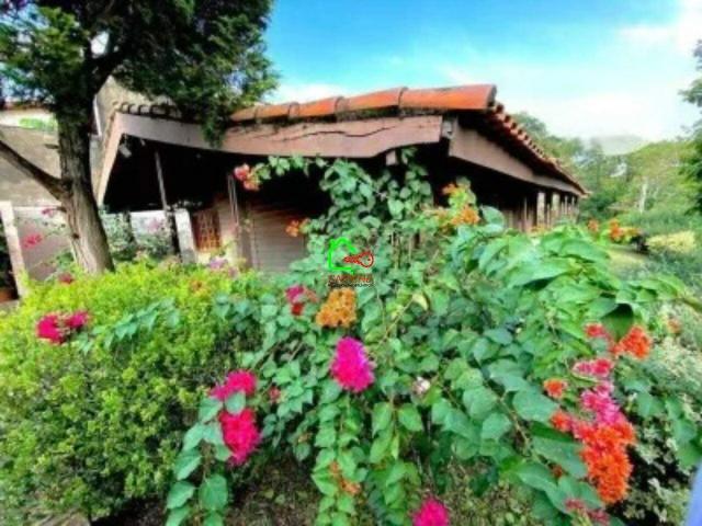 Casa / Sobrado em Condomínio para Venda em Vinhedo/SP Marambaia 3 Quartos
