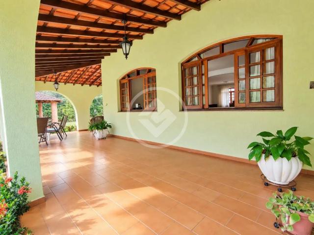 Casa / Sobrado em Condomínio para Venda em Vinhedo/SP Marambaia 4 Quartos