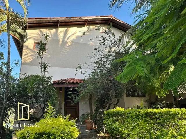 Casa / Sobrado em Condomínio para Venda em Vinhedo/SP Marambaia 4 Quartos