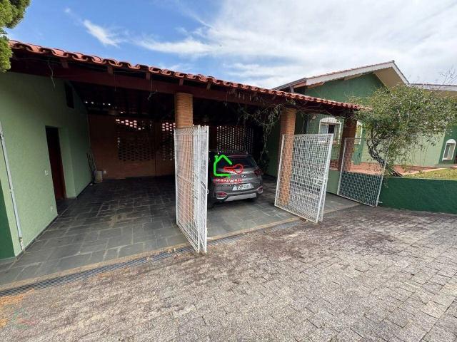 Casa / Sobrado em Condomínio para Venda em Vinhedo/SP Marambaia 4 Quartos