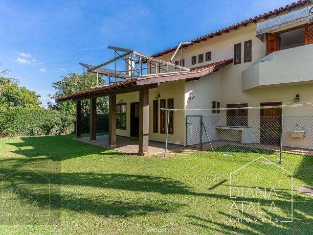 Casa / Sobrado em Condomínio para Venda em Vinhedo/SP Marambaia 4 Quartos