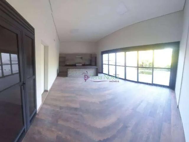 Casa / Sobrado em Condomínio para Venda em Vinhedo/SP Marambaia 4 Quartos