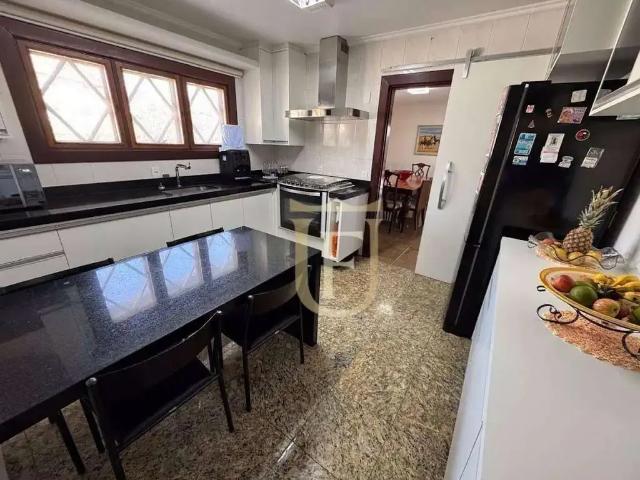 Casa / Sobrado em Condomínio para Venda em Vinhedo/SP Marambaia 6 Quartos