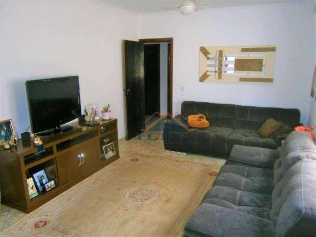 Casa / Sobrado em Condomínio para Venda em Vinhedo/SP Recanto Florido 4 Quartos