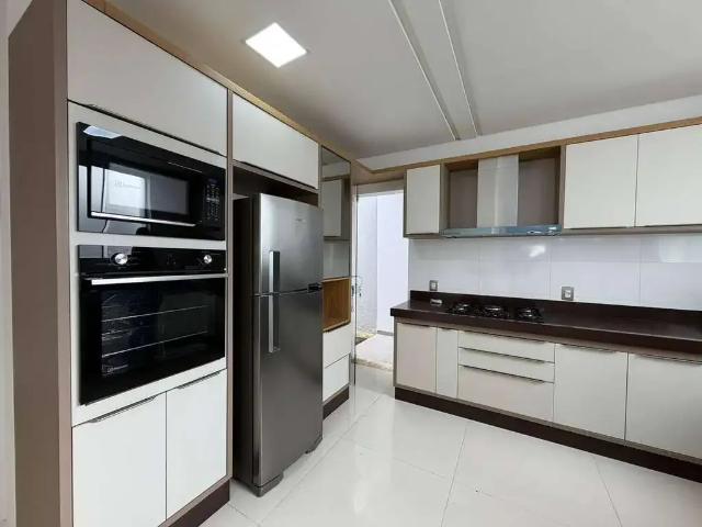 Casa / Sobrado em Condomínio para Venda em Vitória da Conquista/BA Boa Vista 3 Quartos