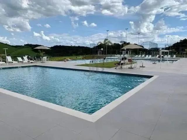 Casa / Sobrado em Condomínio para Venda em Volta Redonda/RJ Centro 3 Quartos