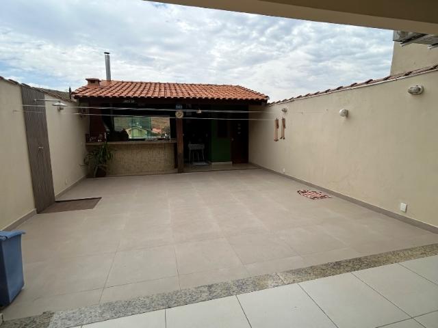 Casa / Sobrado em Condomínio para Venda em Volta Redonda/RJ Jardim Belvedere 3 Quartos