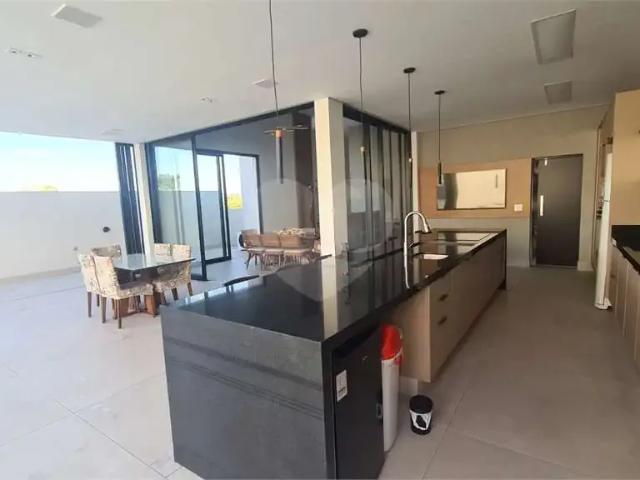 Casa / Sobrado em Condomínio para Venda em Votorantim/SP Alphaville Nova Esplanada 3 Quartos