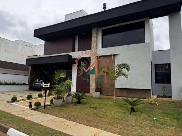 Casa / Sobrado em Condomínio para Venda em Votorantim/SP Parque Esplanada 4 Quartos