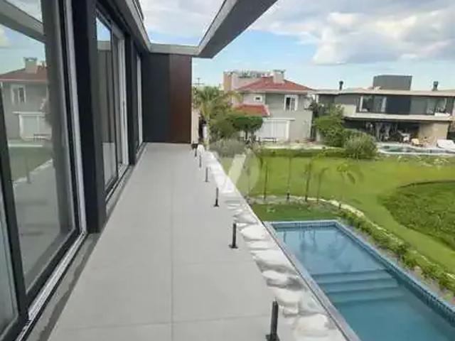 Casa / Sobrado em Condomínio para Venda em Xangri Lá/RS Centro 5 Quartos