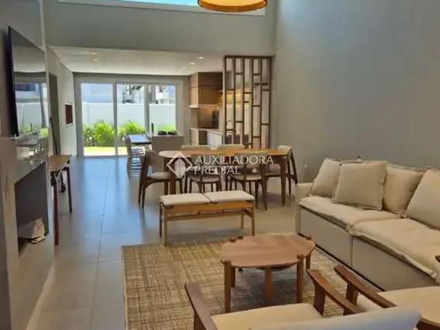 Casa / Sobrado em Condomínio para Venda em Xangri Lá/RS Centro 3 Quartos