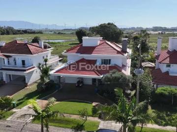 Casa / Sobrado em Condomínio para Venda em Xangri Lá/RS Remanso 6 Quartos