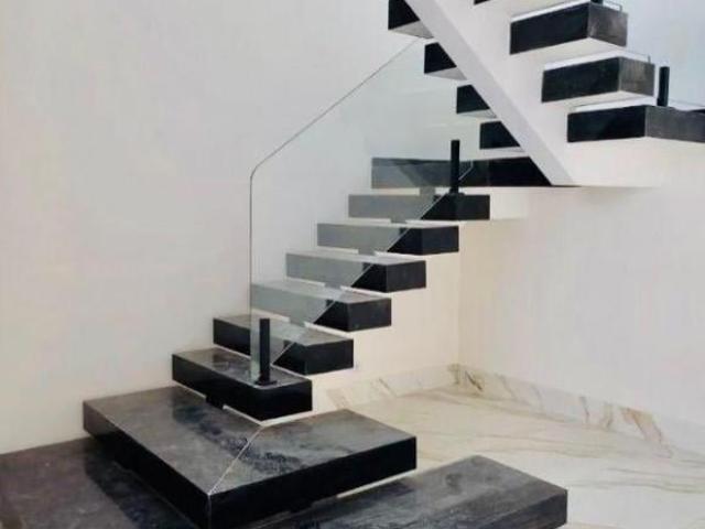 Casa Sobrado em MOGI DAS CRUZES