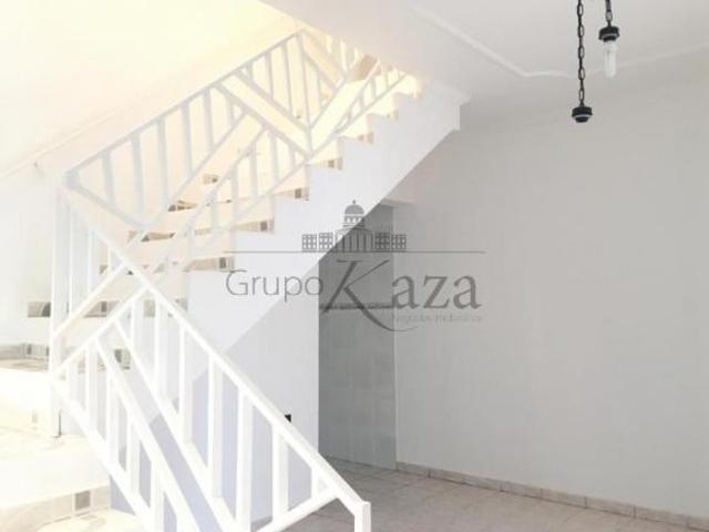 Casa Sobrado em São José dos Campos