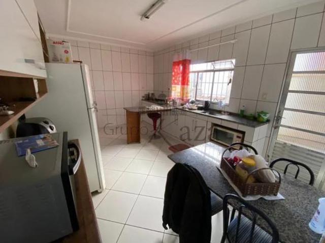 Casa Sobrado Jacareí Parque Santo Antônio 3 Dormitórios 125m²