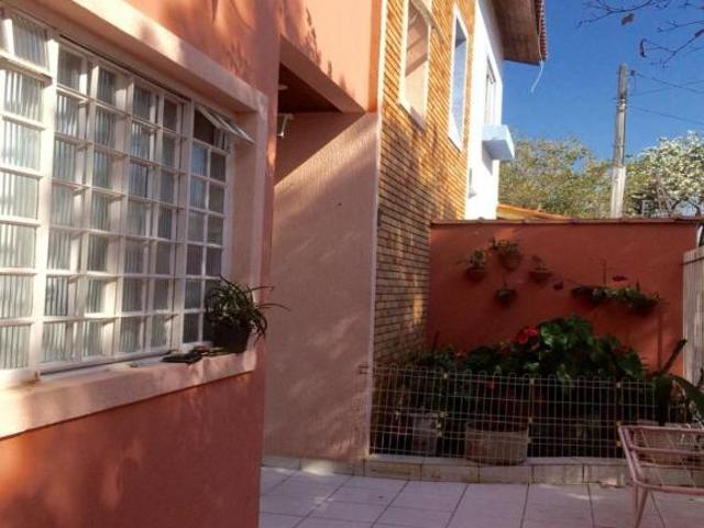 Casa Sobrado / Jardim Nova Florida / 04 dormitórios / Jacareí / SP