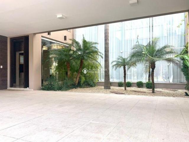 Casa sobrado mobiliado na praia