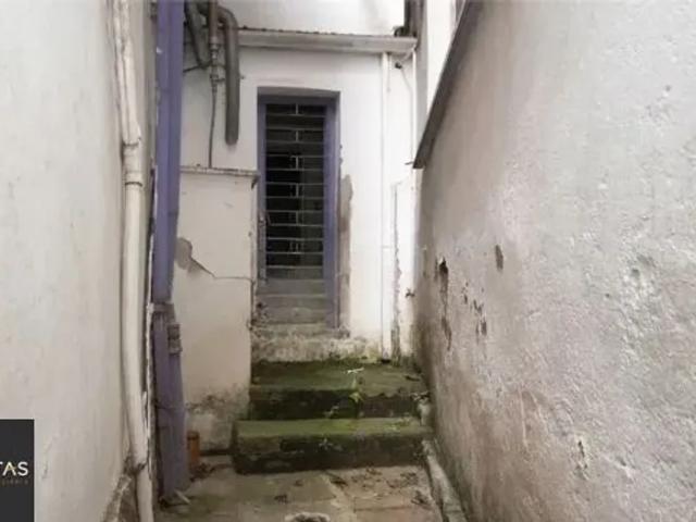Casa sobrado no bairro Petrópolis de 4 dormitórios e 3 vagas