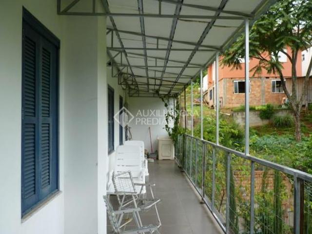 CASA SOBRADO NA SERRA GAUCHA