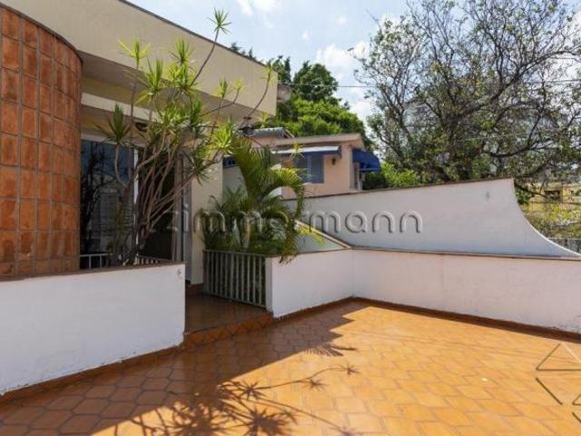 CASA SOBRADO NA POMPEIA DE 3 DORMITÓRIOS