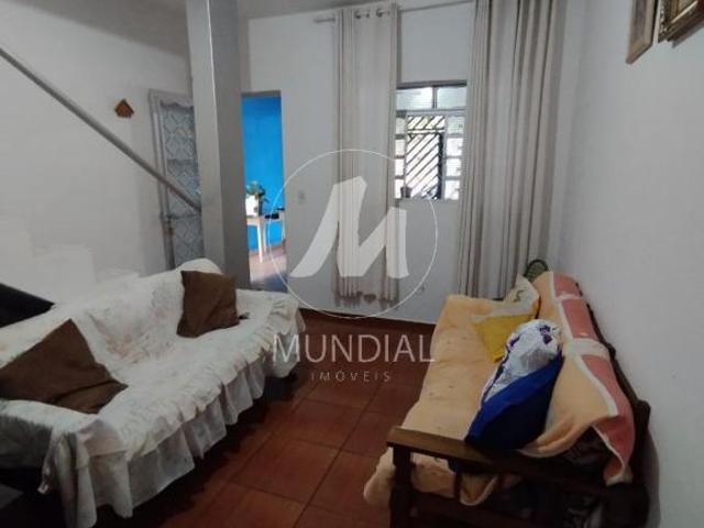 Casa sobrado na rua 2 dormitórios/suite, cozinha planejada