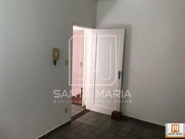 Casa sobrado na rua 3 dormitórios, cozinha planejada