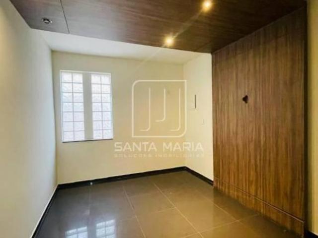 Casa sobrado na rua 3 dormitórios, cozinha planejada