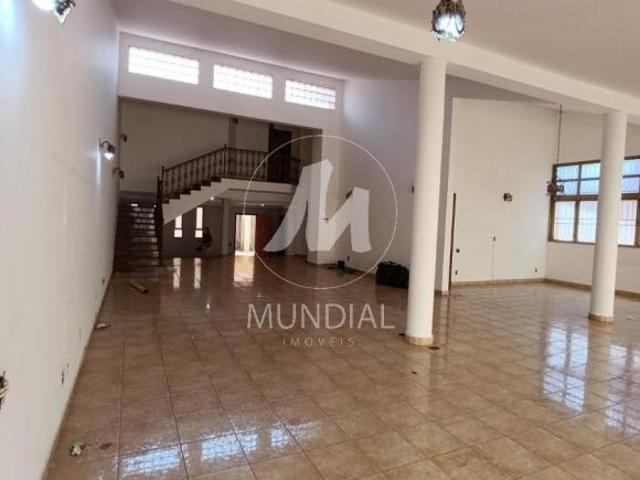 Casa sobrado na rua 3 dormitórios/suite