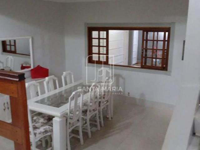 Casa sobrado na rua 3 dormitórios/suite, cozinha planejada