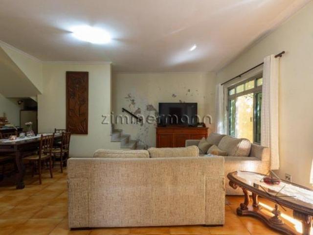 CASA SOBRADO POMPÉIA 4 DORMITÓRIOS 4 VAGAS
