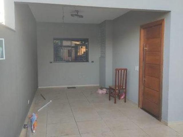 Casa Sobrado padrão Colúmbia