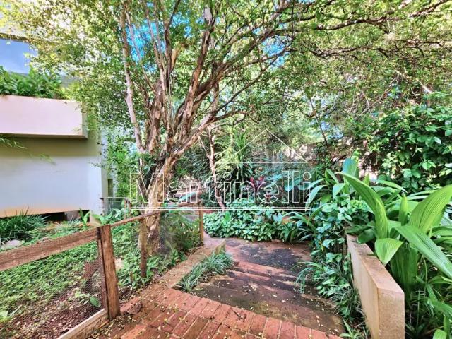 Casa Sobrado Padrão em Ribeirão Preto