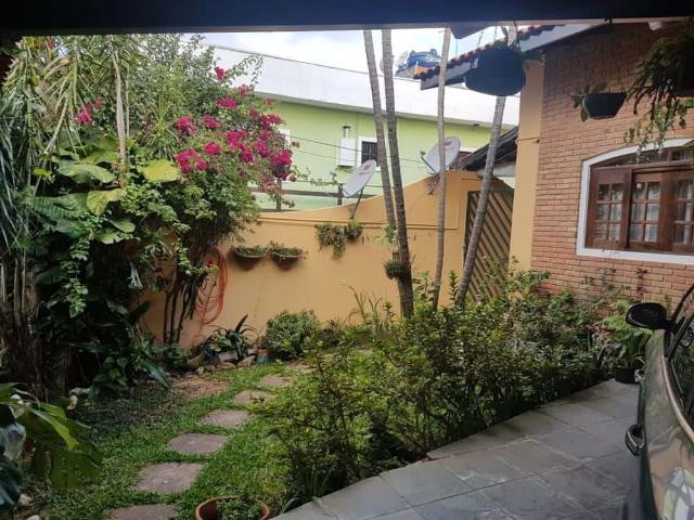 Casa / Sobrado para Venda em Taboão da Serra/SP Cidade Intercap 5 Quartos