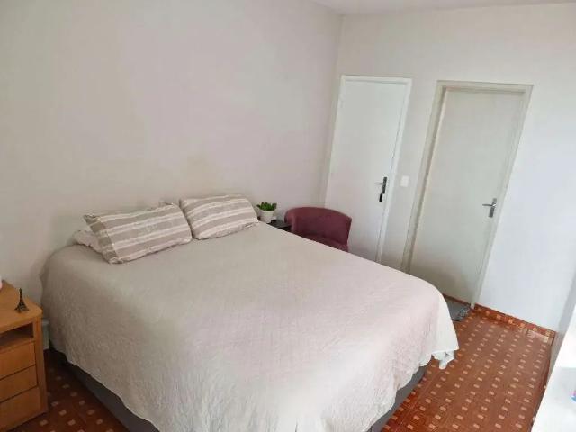 Casa / Sobrado para Venda em Taboão da Serra/SP Jardim Guayana 6 Quartos