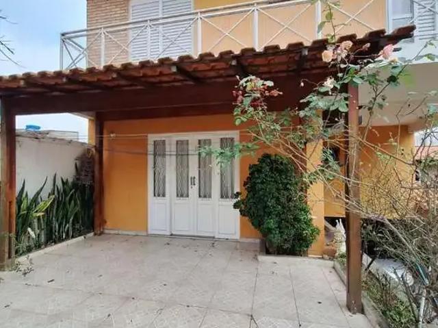 Casa / Sobrado para Venda em Taboão da Serra/SP Jardim Helena 4 Quartos
