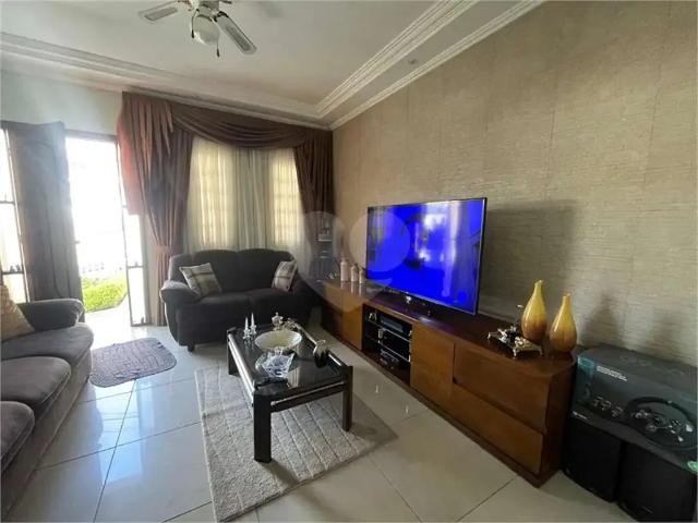 Casa / Sobrado para Venda em Taboão da Serra/SP Jardim Salete 4 Quartos