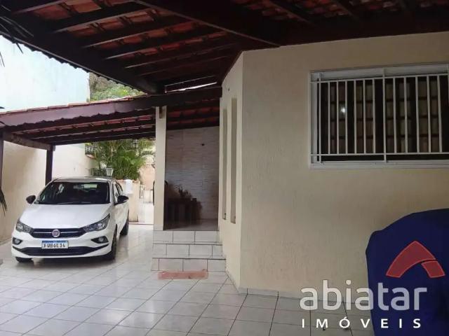 Casa / Sobrado para Venda em Taboão da Serra/SP Jardim Três Marias 3 Quartos