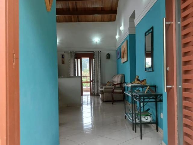 Casa / Sobrado para Venda em Taboão da Serra/SP Morada dos Pássaros 2 Quartos