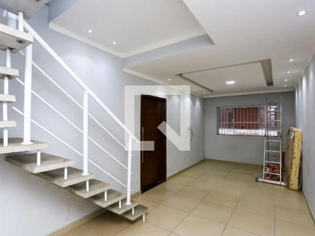 Casa / Sobrado para Venda em Taboão da Serra/SP Parque Pinheiros 3 Quartos