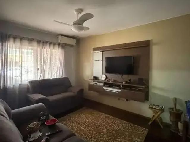 Casa / Sobrado para Venda em Taguatinga/DF Taguatinga Norte 4 Quartos